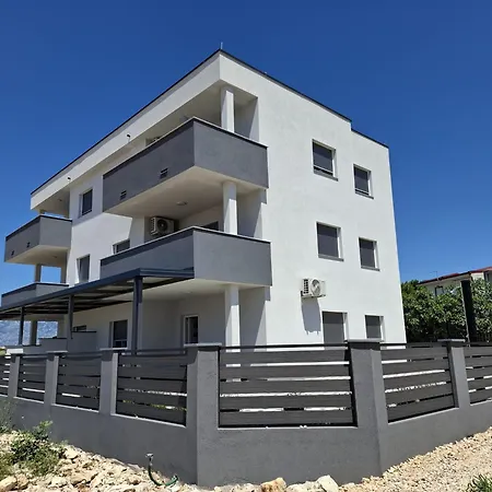 Mima Island Pag,povljana