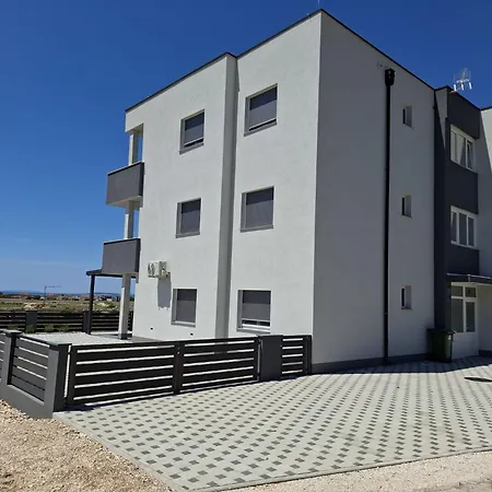 Mima Island Pag,povljana * Povljana