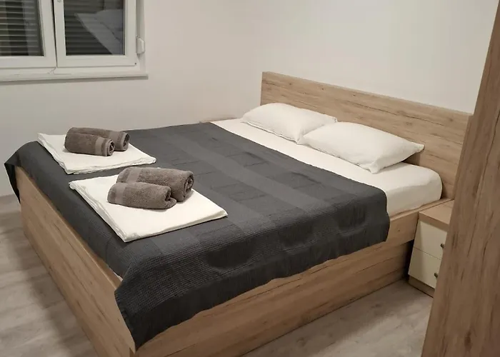 Mima Island Pag,povljana Povljana